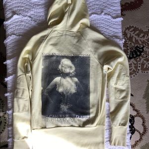 Light yellow Marilyn Monroe sweatshirt